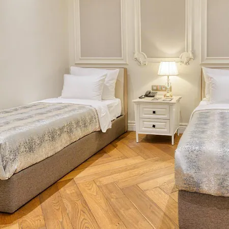 Hotell Dekalb