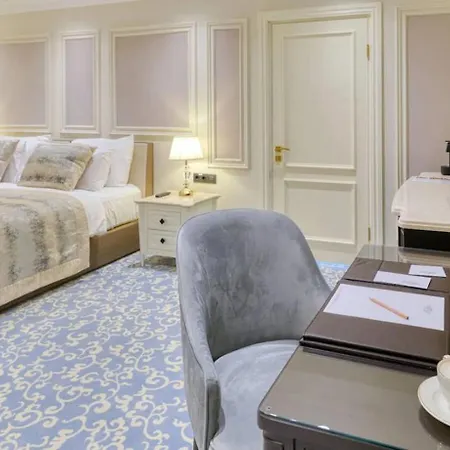Hotell Dekalb *